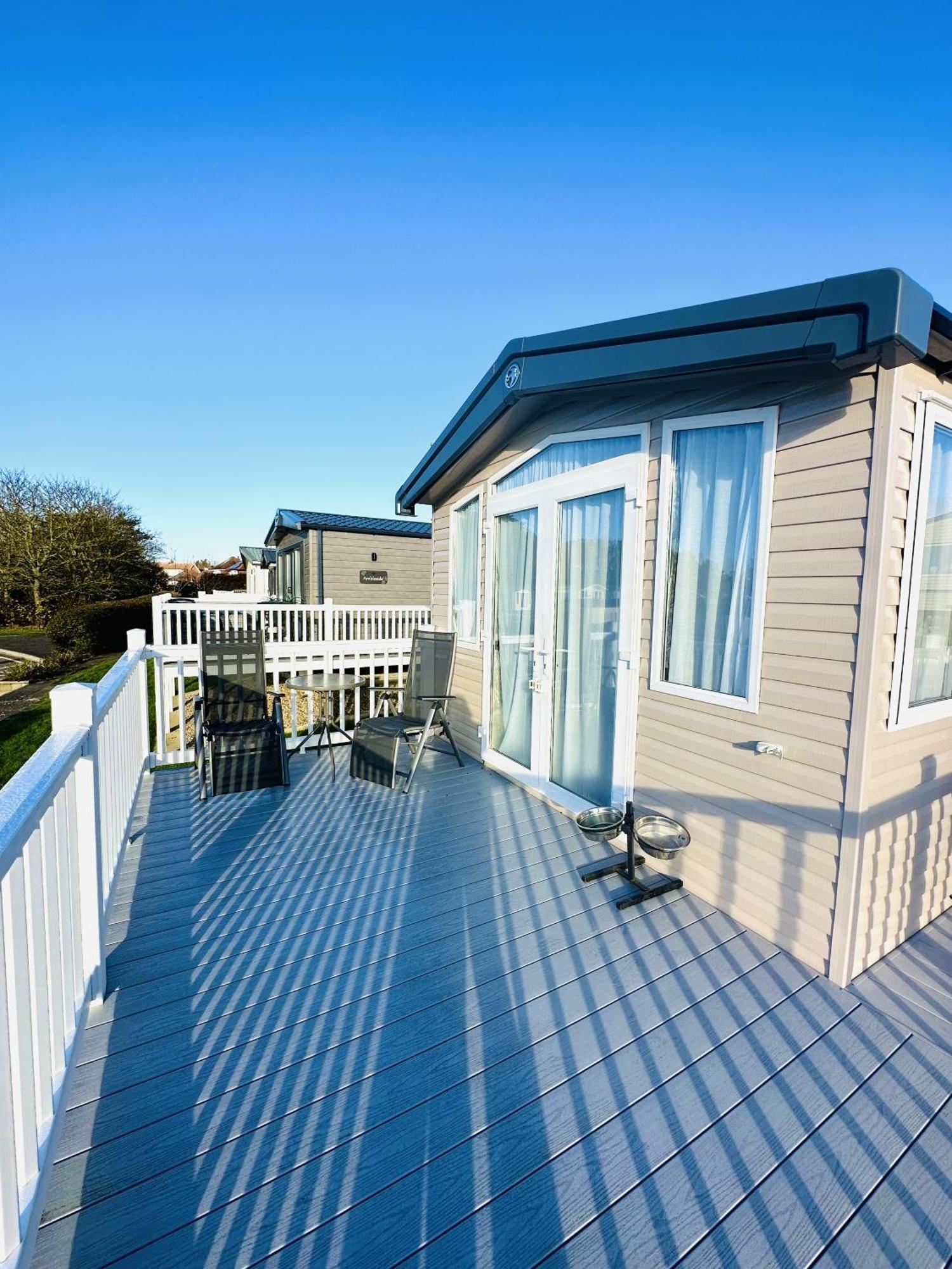 The Hideaway Villa Scarborough Exterior photo